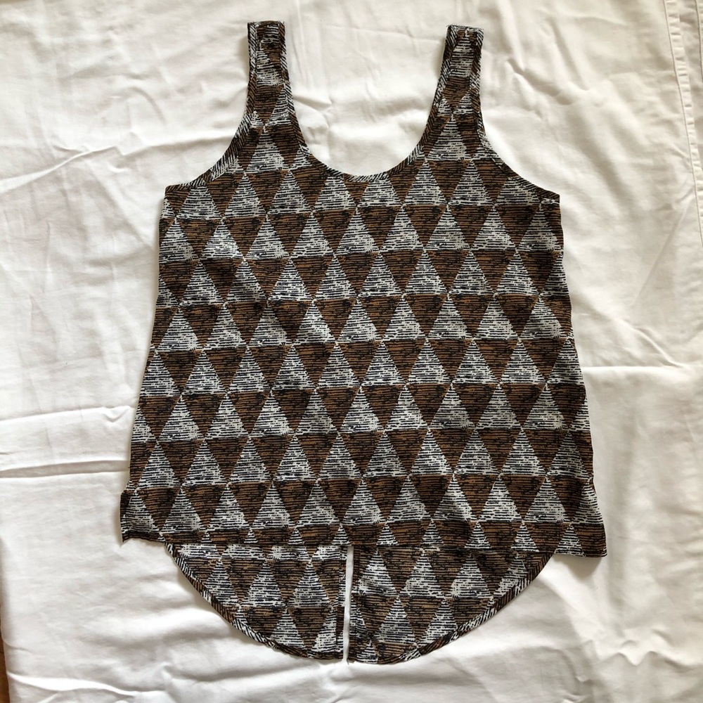 Lush Black White & Tan Print Slit Back Blouse Tank